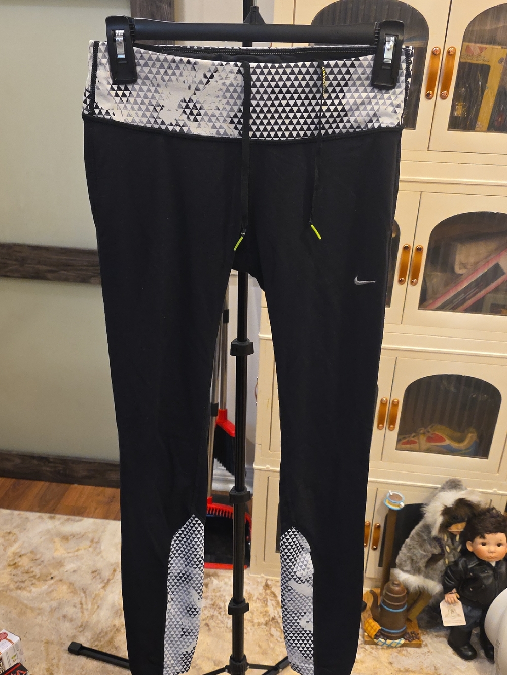 Nike Black Leggings with White Geometric Waistband and Panels